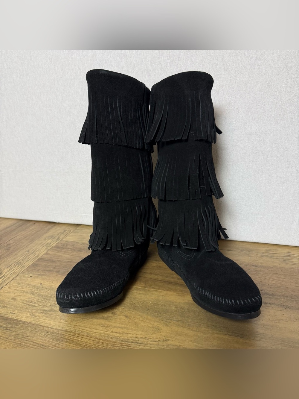 Minnetonka Women's Suede 3 Layer Fringe Mid-Calf Moccasin Boots - Black - 7
